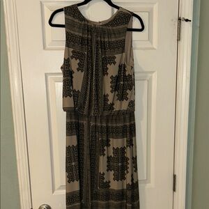 Black and Tan Sleeveless Midi Sundress
